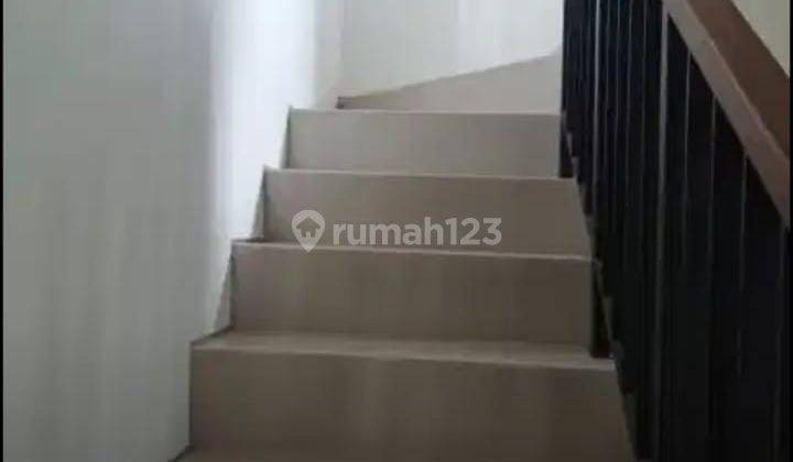 Disewakan Rumah Murah di Citra Garden Puri Jakarta Barat  2