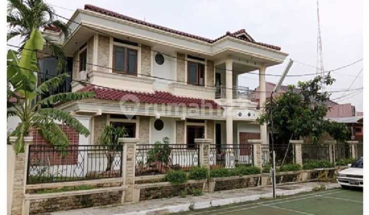 1Nna - For Quick Sale House in Kopkamtib Complex, Joglo, Kembangan Subdistrict, West Jakarta. 2