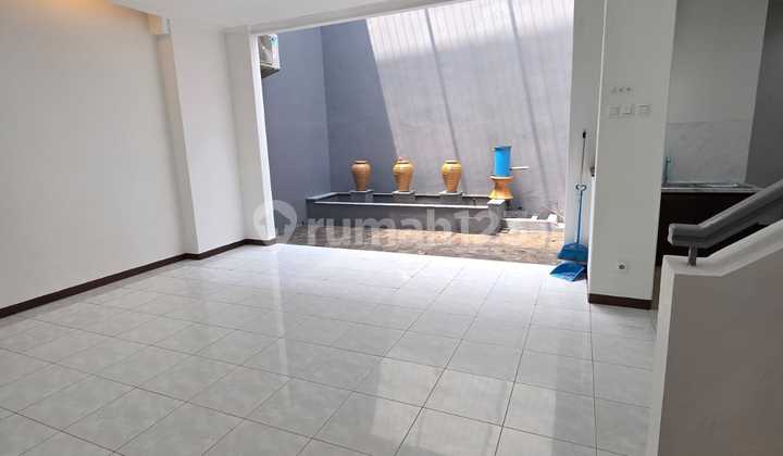10NA - House in Metro Permata 2