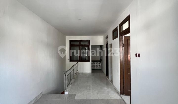 10KTR - Rumah 2 lantai di Taman Palem, Jakarta Barat