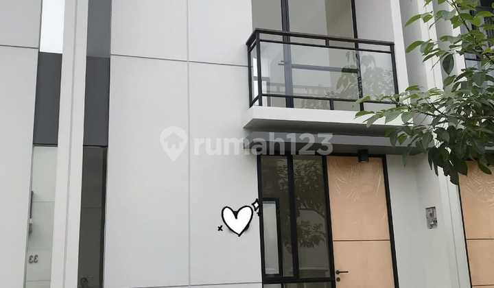 11KTR - House in Cendana Essence Karawaci, Tangerang 2