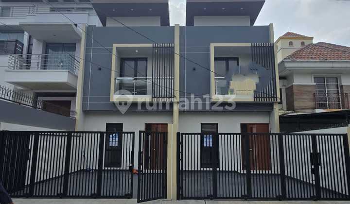 1Xia - Dijual Rumah di Meruya Selatan