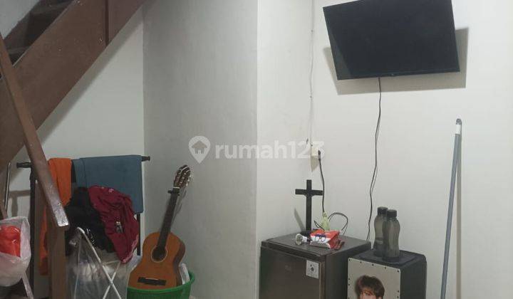 Dijual Rumah di Rumah Taman Palem Lestari 2