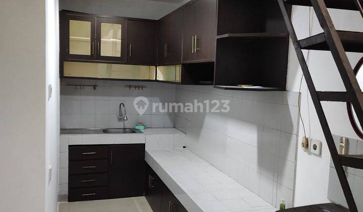 Rumah Mewah di Taman Ratu Ukuran 7x18 Jakarta Barat 1