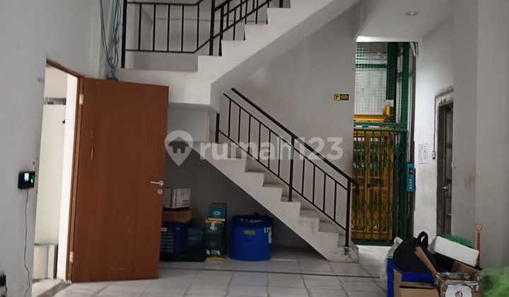 1Sny - Disewakan Ruko Toho Pik 4,5 lt Gandeng