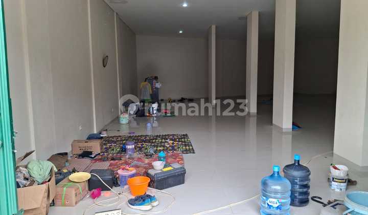 1Mir - Disewakan Ruko Baru di Jl. Raya Jombang Tangsel 1Mir - Disewakan Ruko Baru di Jl. Raya Jombang Tangsel