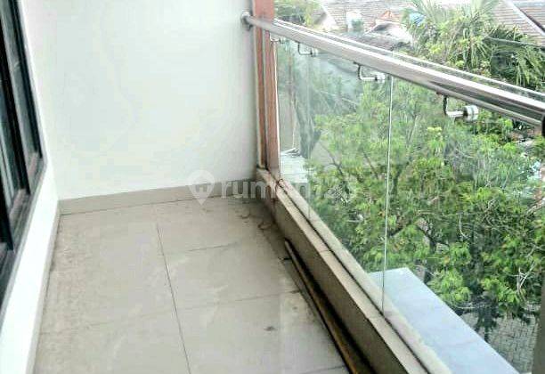 Dijual Rumah 2 Lantai Di Pinang Griya 2