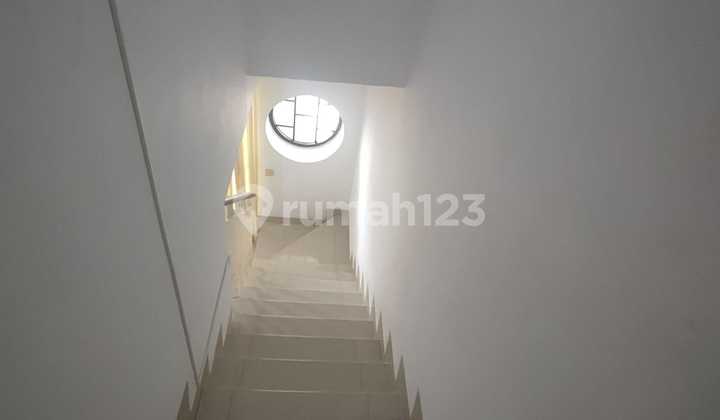 1Sl - Disewakan Rmh Glc East Asia 2