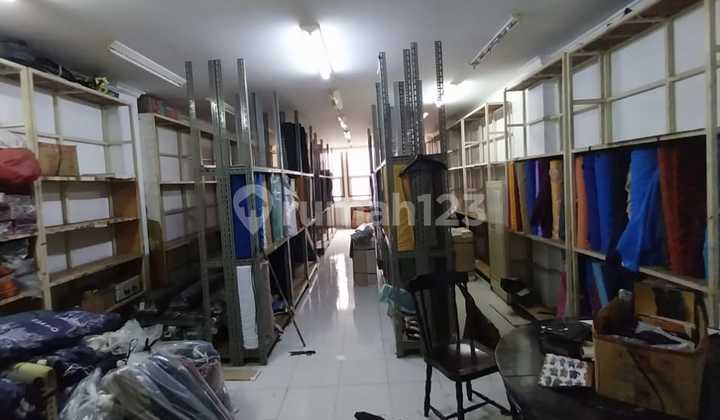 For Rent: Well-Maintained Shophouse in CBD Ciledug, Ready to Use