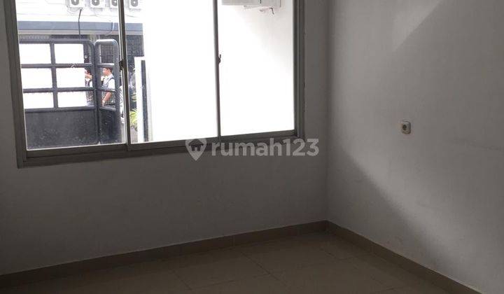 Disewakan Rumah di Tanjung Duren 2