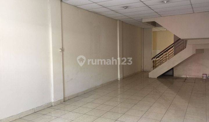 ** Ruko 2 lantai komersil di Taman surya 5 Sudah Renovasi** 1