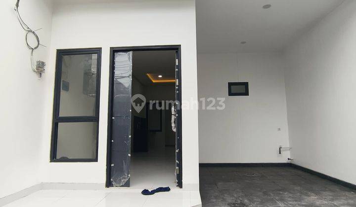 **Rumah di Tanjung Duren SHM Barat Baru 2