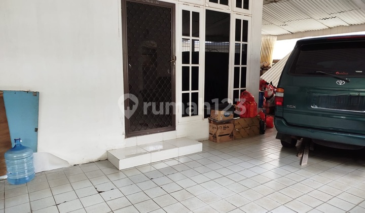 For Sale Old House in Taman Ratu