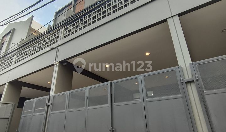 *** Rumah Unfurnished Bagus Shm - Shm Di Duri Kepa , Duri Kepa***