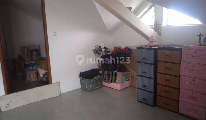 Di Jual Rumah Di Kembangan  2