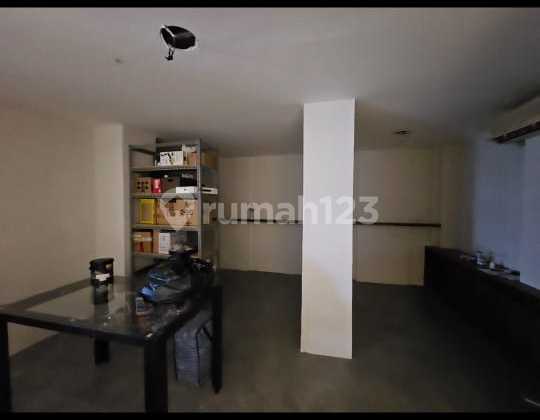 Di Jual Ruko Taman Ratu Daerah Bagus Strategis 