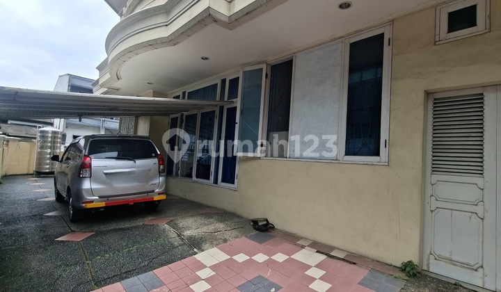 Bisa KPR, Rumah, 2 Lantai, SHM, di Pluit,