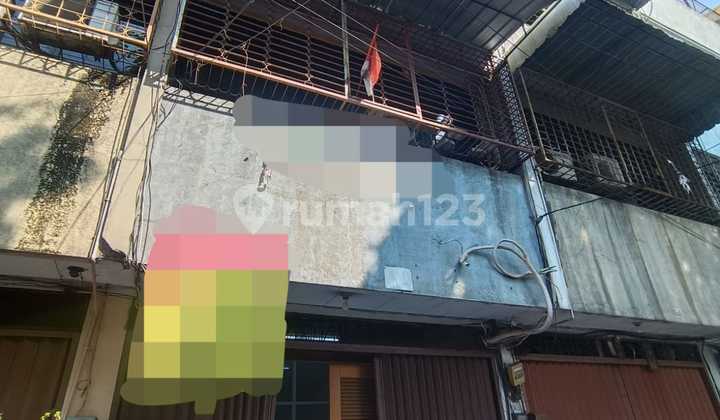 For Quick Sale: Shop House in Duri Pulo Complex Area, Central Jakarta