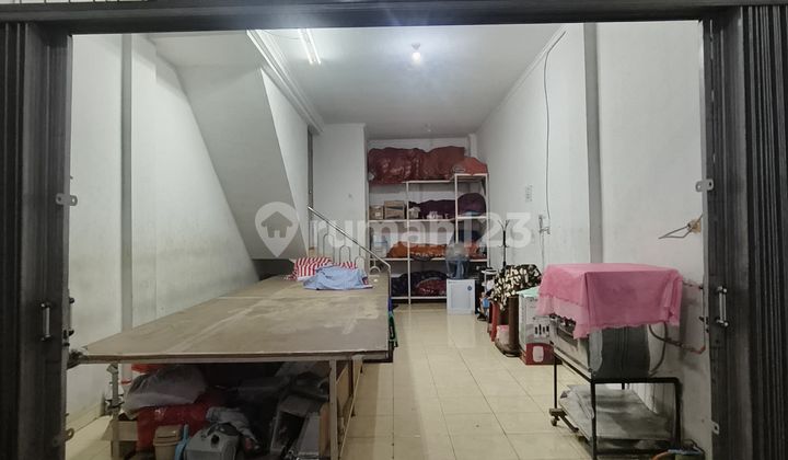Rumah Sewa Berbentuk Ruko  1