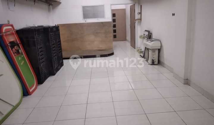 For Sale: Shop House on Jalan Panjang Kedoya Raya 2