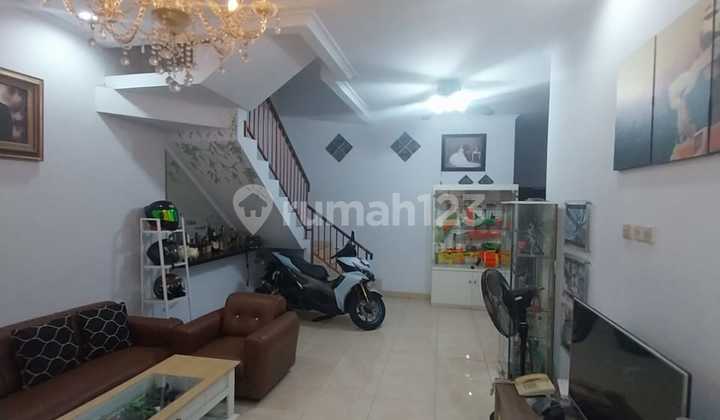 Disewakan Rumah Kavling Polri Jelambar Bebas Banjir 2