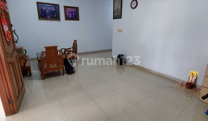 Jual Rumah.ngantong Taman Ratu 