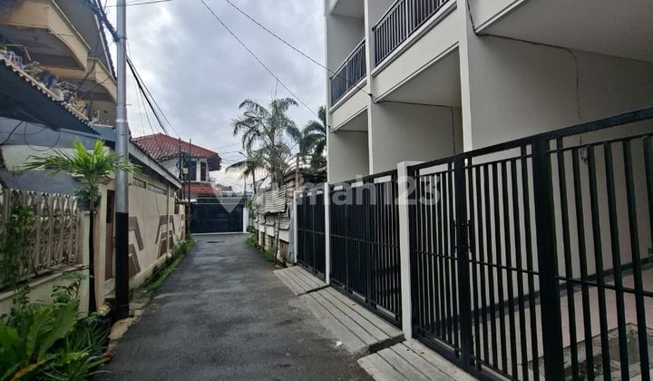 Rumah Bagus SHM di Duri Kepa Harga Menarik Sekali 2