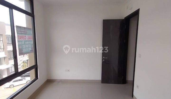 *** Apartemen Green Royal Apartment 2 Kamar Tidur Baru Unfurnished*** 2