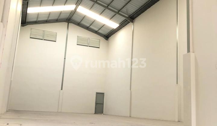 Disewakan Gudang Bagus & Strategis Di Daan Mogot Disewakan Gudang Bagus & Strategis Di Daan Mogot