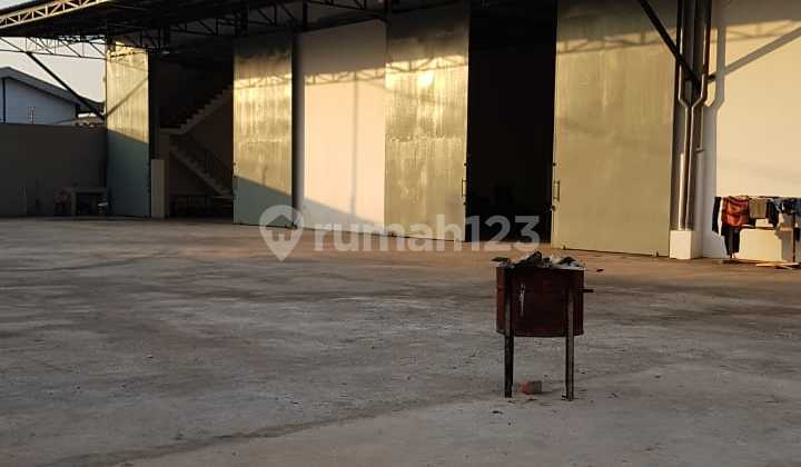 Disewakan Gudang Strategis & Bagus Di Peternakan