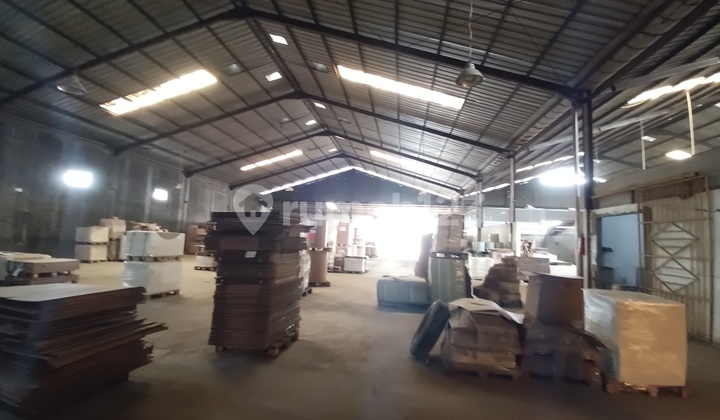 Warehouse for Rent in DPR Complex, Strategic & Safe Location Warehouse for Rent in DPR Complex, Strategic & Safe Location