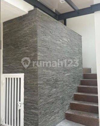 Disewakan Rumah New Carmenta 2 Citra 8 Aero Mansion. 2