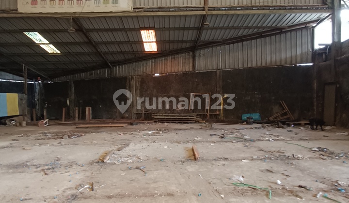 Disewakan Gudang Kav Dpr Pinang Strategis & Aman 2