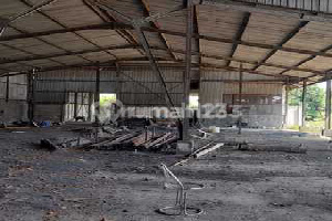 Dijual Gudang Strategis Shm Lt 1400m2 Cipondoh