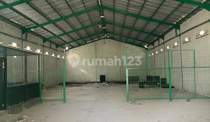 Bebas Banjir, Gudang, SHM, Siap Huni Sangat Strategis Bebas Banjir, Gudang, SHM, Siap Huni Sangat Strategis