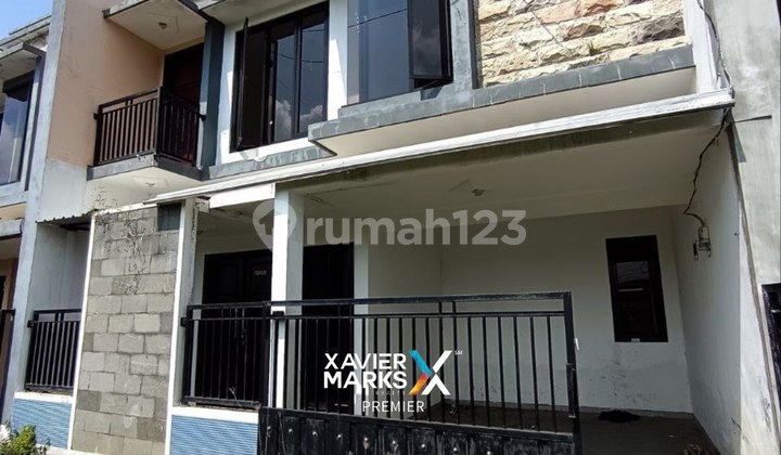 Clean, Ready-to-Live House Near Campus in Joyo Agung Merjosari Clean, Ready-to-Live House Near Campus in Joyo Agung Merjosari