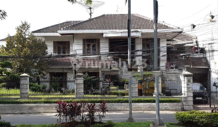 Rumah Poros Jalan Raya Borobudur Kota Malang