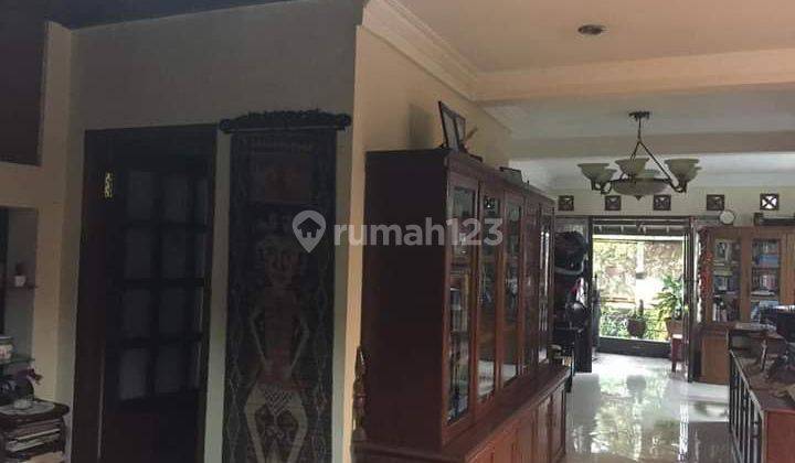 DI JUAL RUMAH MEWAH KONDISI TERAWAT DI PUSAT KOTA 2