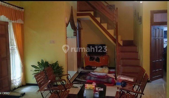 Dijual Murah Rumah Terawat 2 Lantai Kota Malang 2