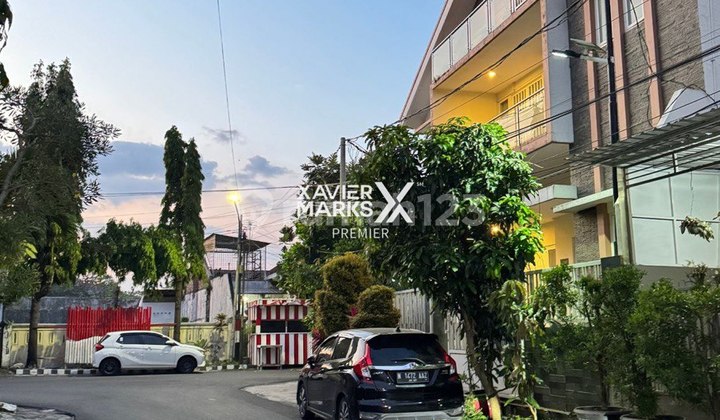 Active Boarding House with 47 Rooms Auto Income on Bunga Suhat Street 2