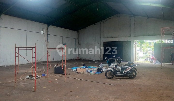 Disewakan Gudang Poros Jalan Raya Panji Suroso Blimbing Malang Disewakan Gudang Poros Jalan Raya Panji Suroso Blimbing Malang