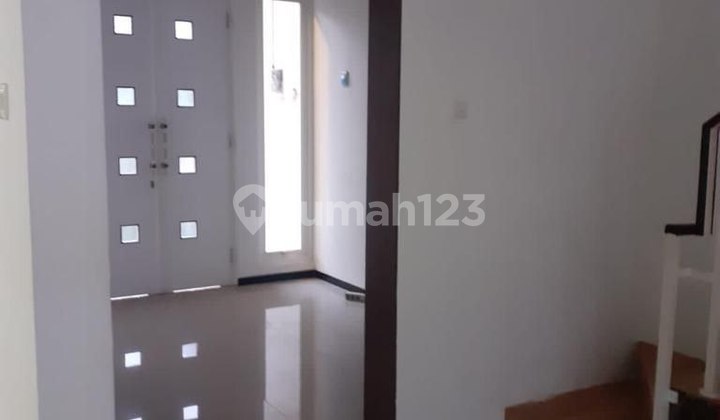 Minimalist Modern 2-Story House Ready to Occupy in Blimbing, Malang City 2