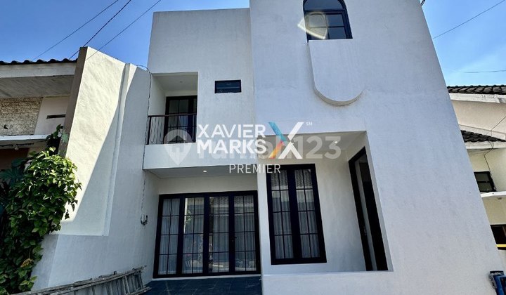 For Sale New Modern Minimalist 2-Story House Ready to Occupy Tasikmadu 2