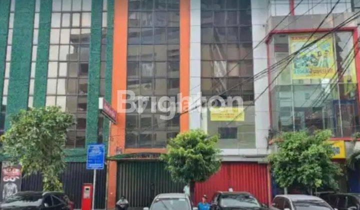 RUKO GANDENG PASAR BARU 1