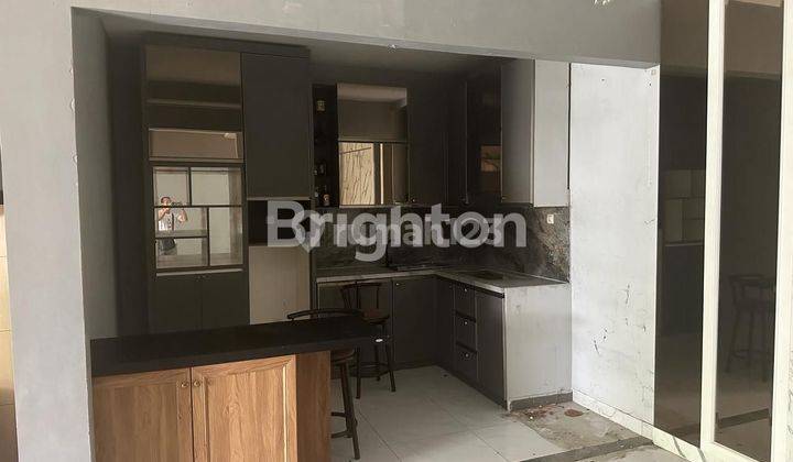 RUMAH SEMI FURNISHED 2 LANTAI  LAVON SWANCITY CIKUPA 2