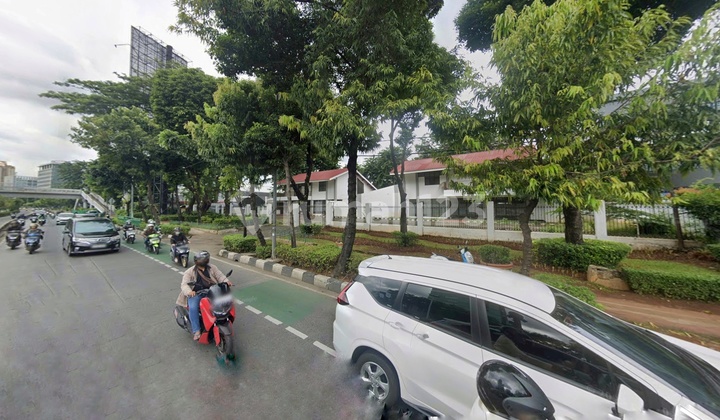 Investasi Langka! Tanah Luas 2.180 M2 Kawasan S Parman Jakbar 1