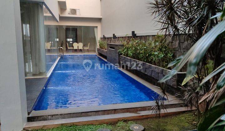 Dijual Rumah Town House di Kemang Timur 3 Lantai SHM Bagus Timur 1