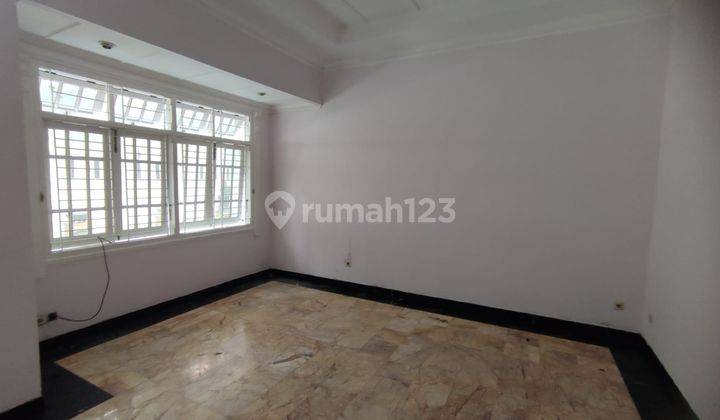 Rumah Brawijaya Kebayoran Baru Lokasi Hook  2