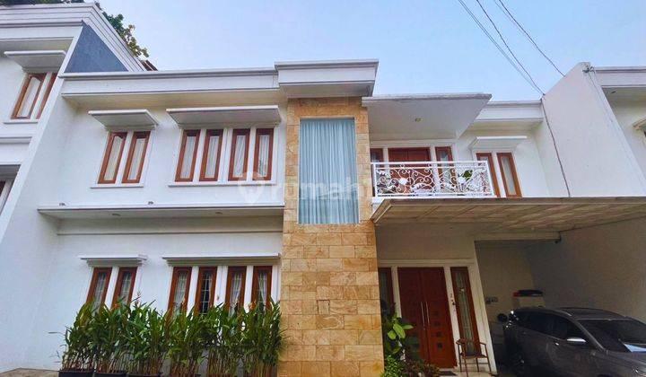 Rumah Bagus Modern Fully Furnished Townhouse Jagakarsa 1