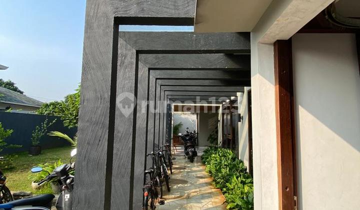 For Quick Sale House in Complex, Kebayoran Lama, Attractive Price 2